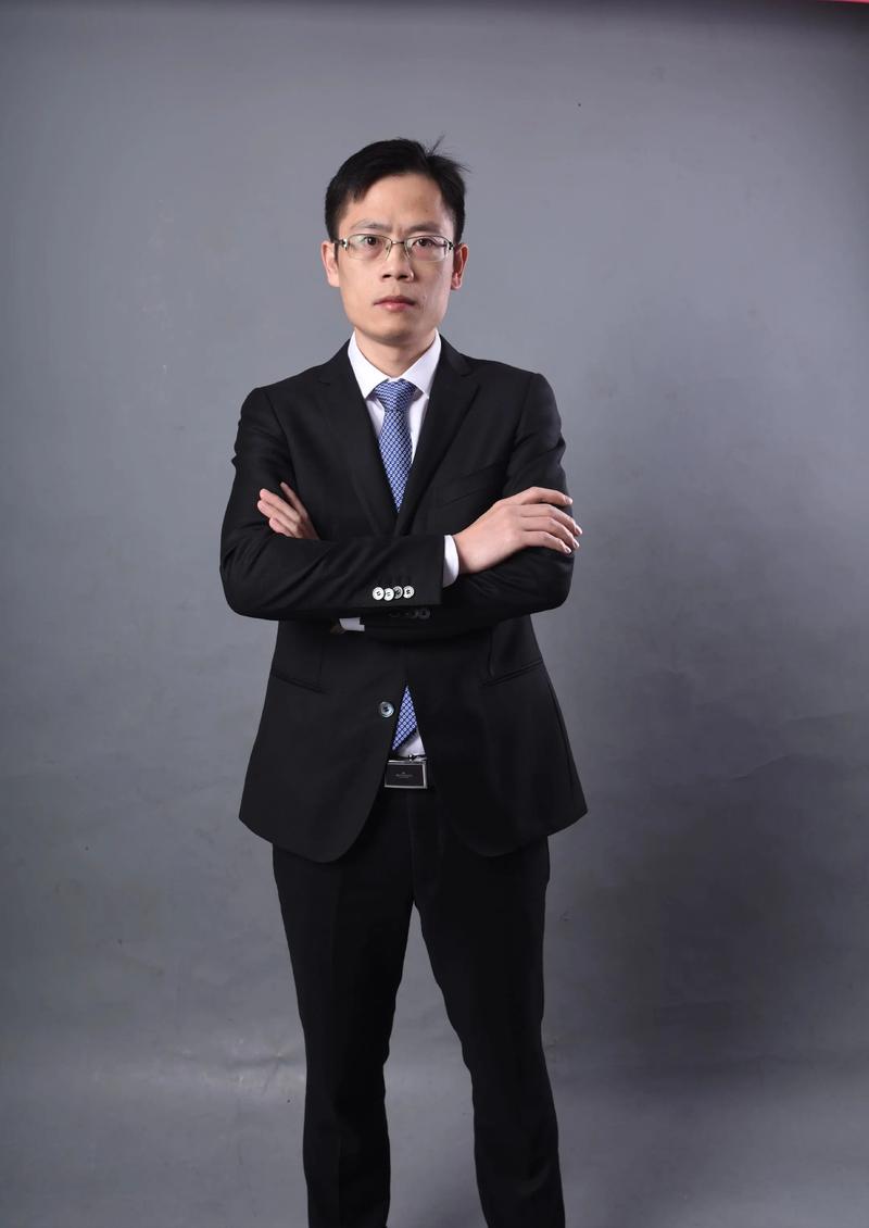 陈中兰 跟组制片负责人